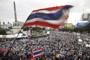thailand manifestants a bangkok reclament la demission du premier ministre