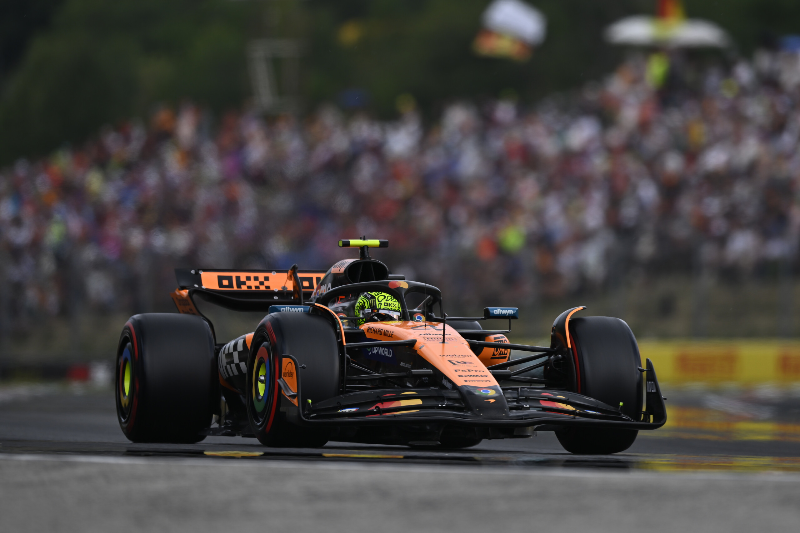 f1 grand prix de hongrie triomphe de mclaren avec norris leclerc quatrieme scaled
