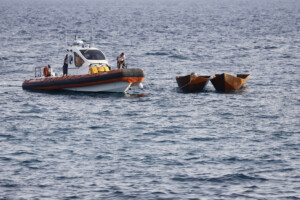 migrants onu un bateau chavire au large du yemen 68 morts