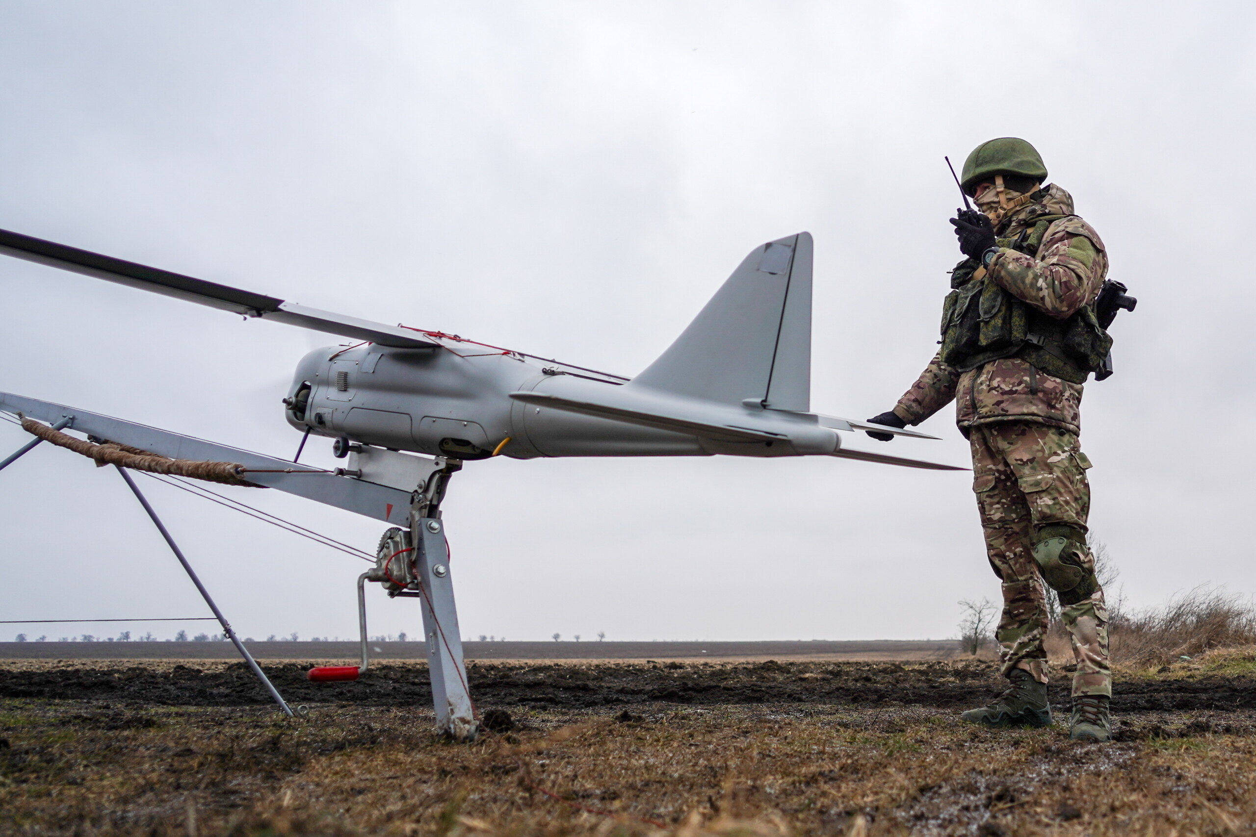 russie attaque de drones ukrainiens sur sotchi un depot petrolier touche scaled