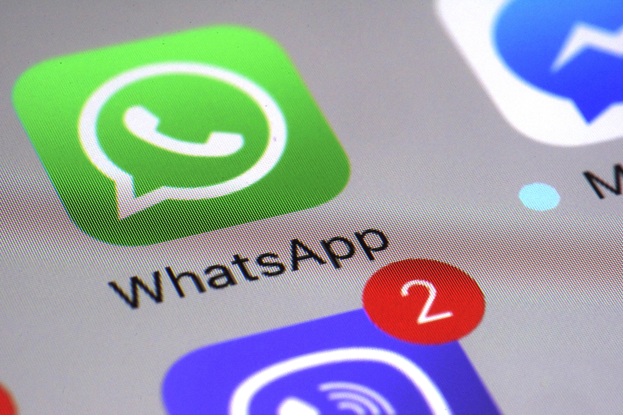 russie restrictions imposees aux appels sur whatsapp et telegram scaled