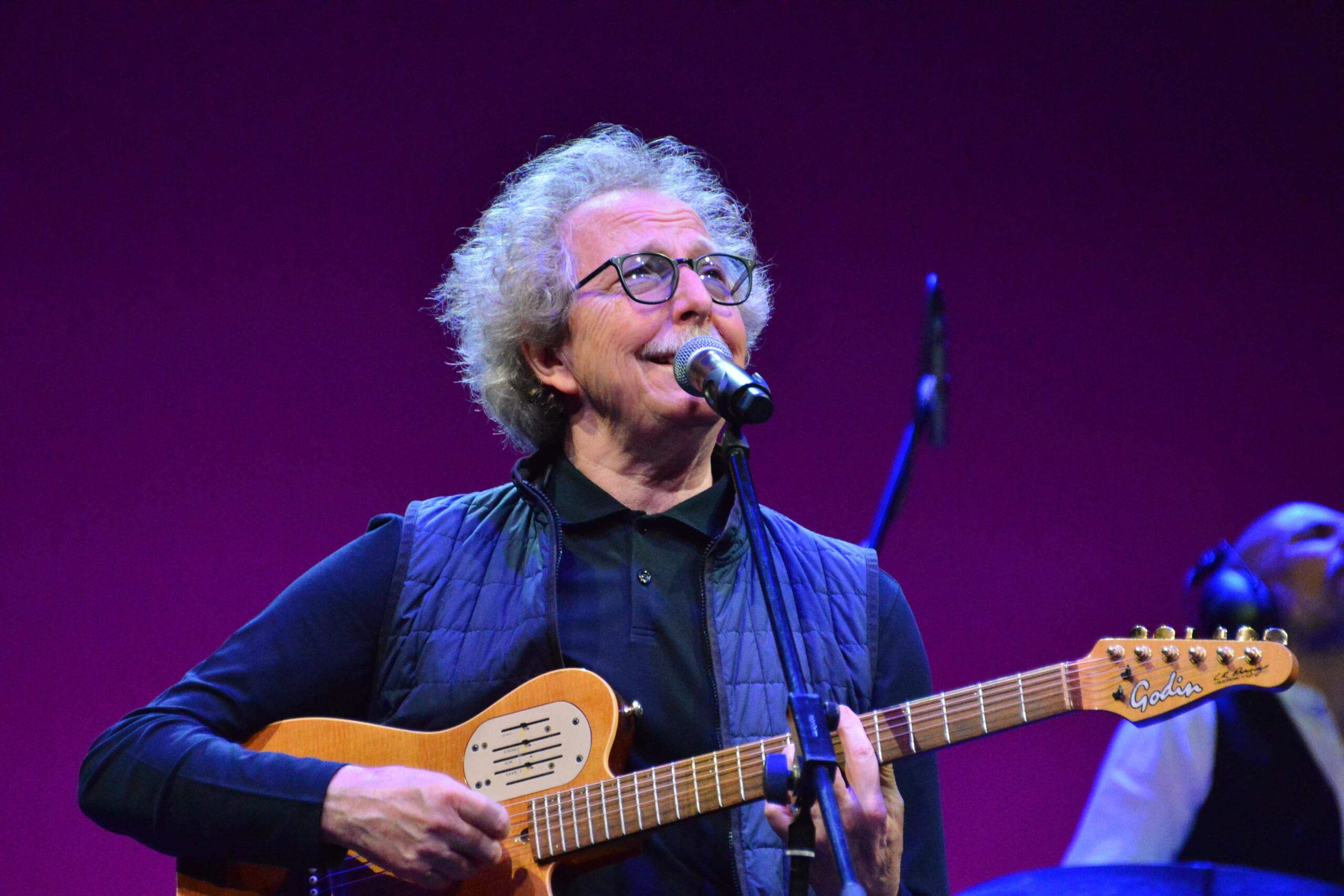 fabio concato jai une tumeur contraint de suspendre les concerts scaled