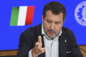 ukraine salvini sil parvient a arreter la guerre trump meritera bien plus que le nobel