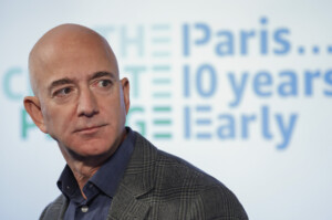 etats unis deces de la mere de jeff bezos qui avait investi dans amazon a ses debuts