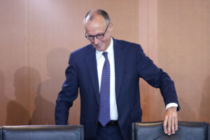 ukraine merz un accord de paix global vaut mieux quun cessez le feu