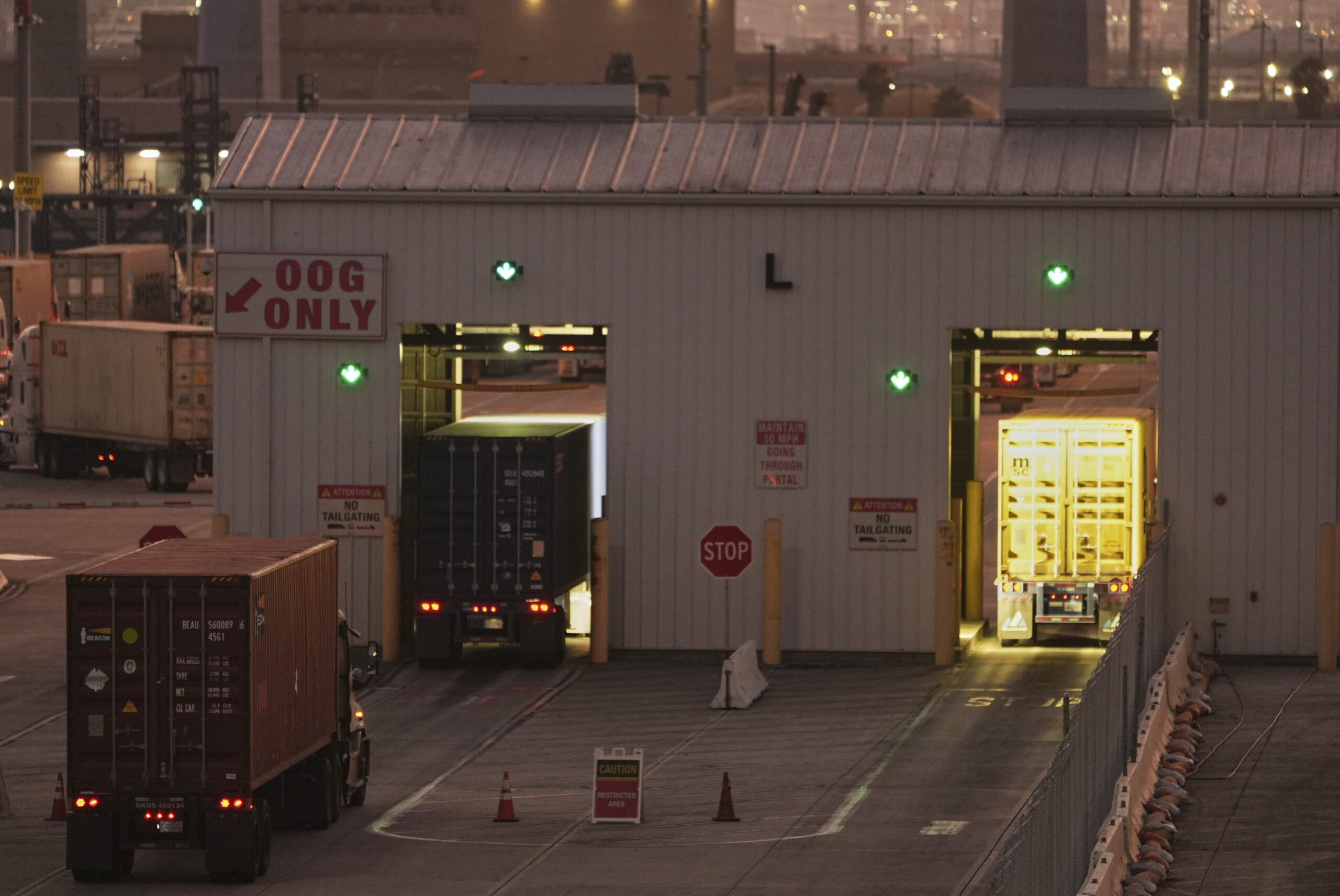 exportations eurostat le surplus commercial de lue tombe a 8 milliards en juin scaled