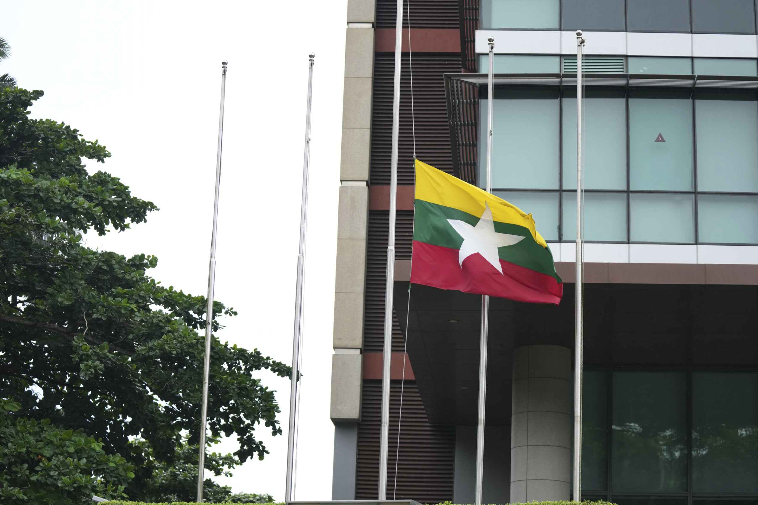 myanmar les elections debuteront le 28 decembre scaled