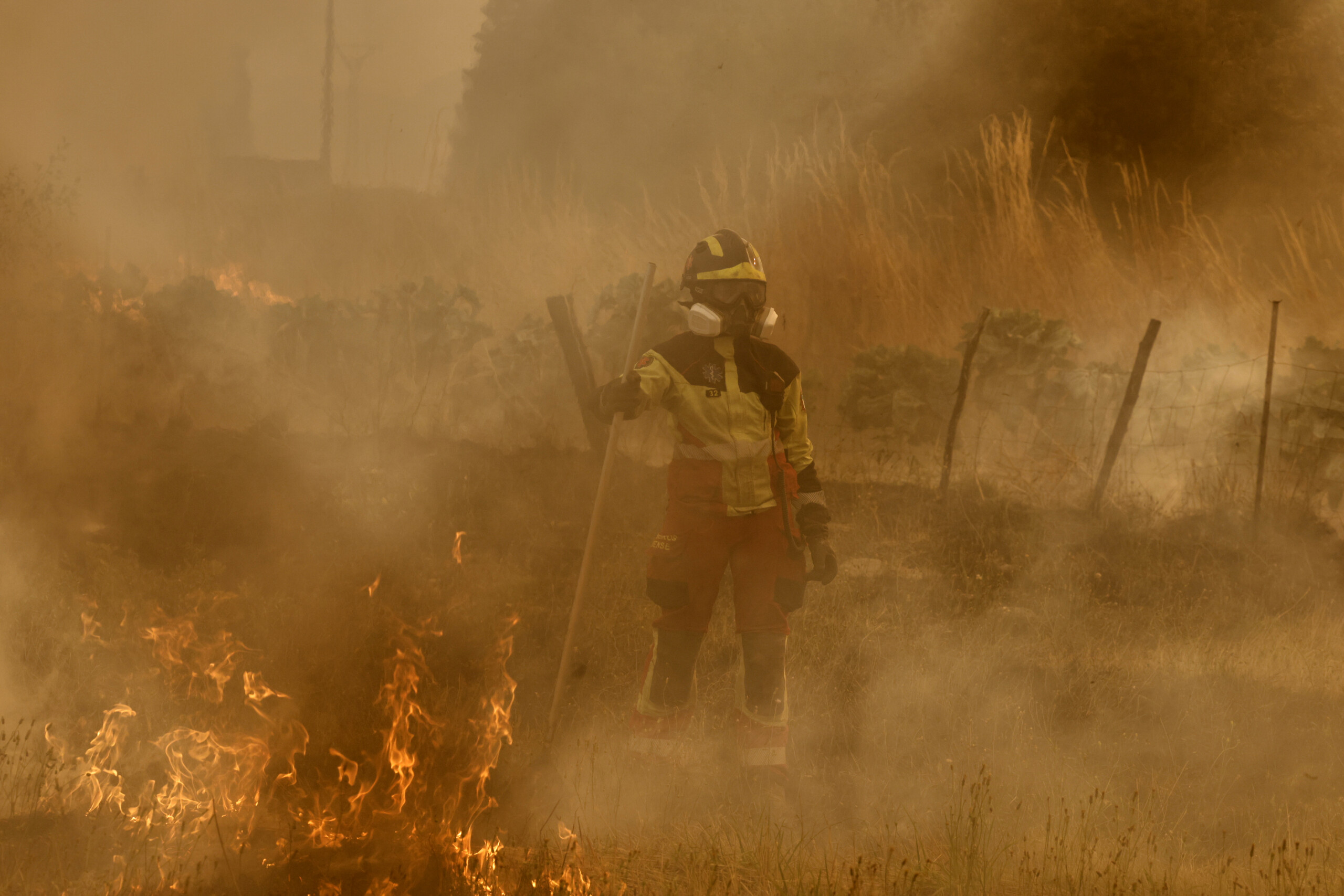 espagne sanchez les zones touchees par les incendies declarees zones durgence scaled
