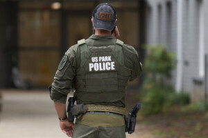 etats unis maison blanche 465 arrestations a washington depuis le 7 aout