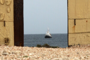 migrants mediterranea 10 personnes jetees a la mer par des miliciens libyens