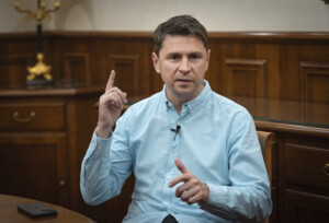 ukraine podolyak nous naccepterons pas dechange de territoires larticle 5 de lotan ne suffit pas