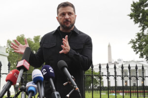 ukraine zelensky declare que la russie cherche a eviter une rencontre