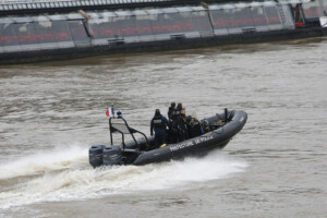 france quatre cadavres retrouves dans la seine un homme de 24 ans arrete