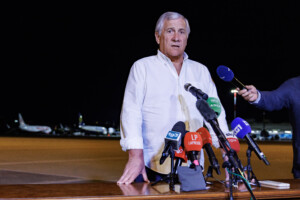 tajani en septembre le centre droit choisira les meilleurs candidats pas de quotas