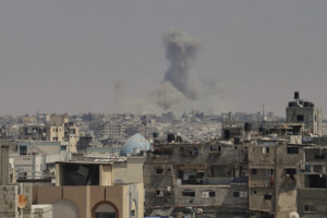 gaza 4 enfants tues dans un raid israelien a khan younes