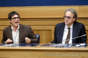 pouilles fratoianni decaro un debat surrealiste ce nest pas lui qui decide des listes davs