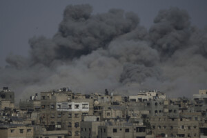 gaza quatre palestiniens tues par les forces israeliennes en quete daide