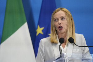 meloni la reaction disrael a depasse le principe de proportionnalite