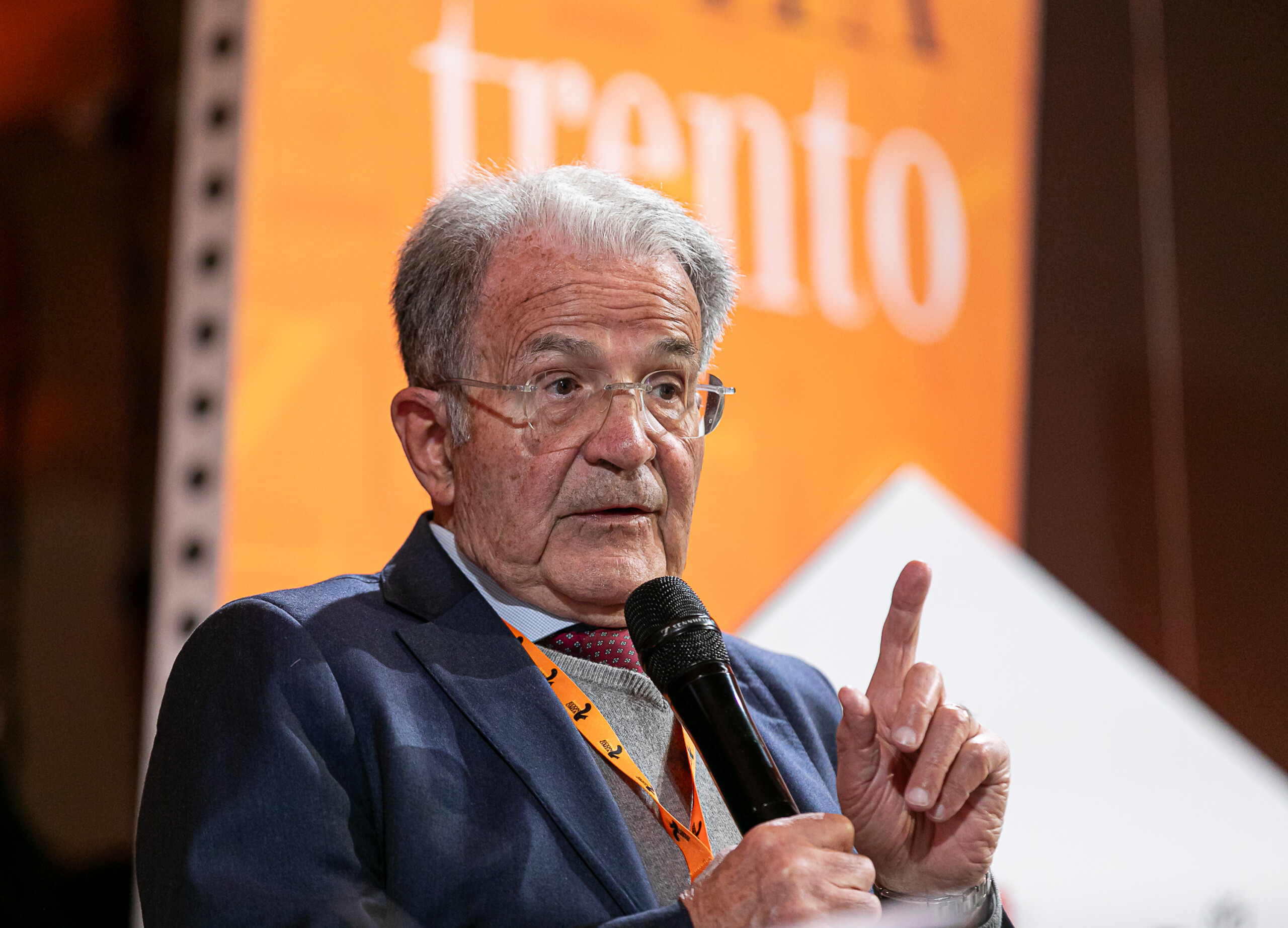 prodi leurope humiliee par trump et poutine litalie egalement menacee par lautoritarisme scaled
