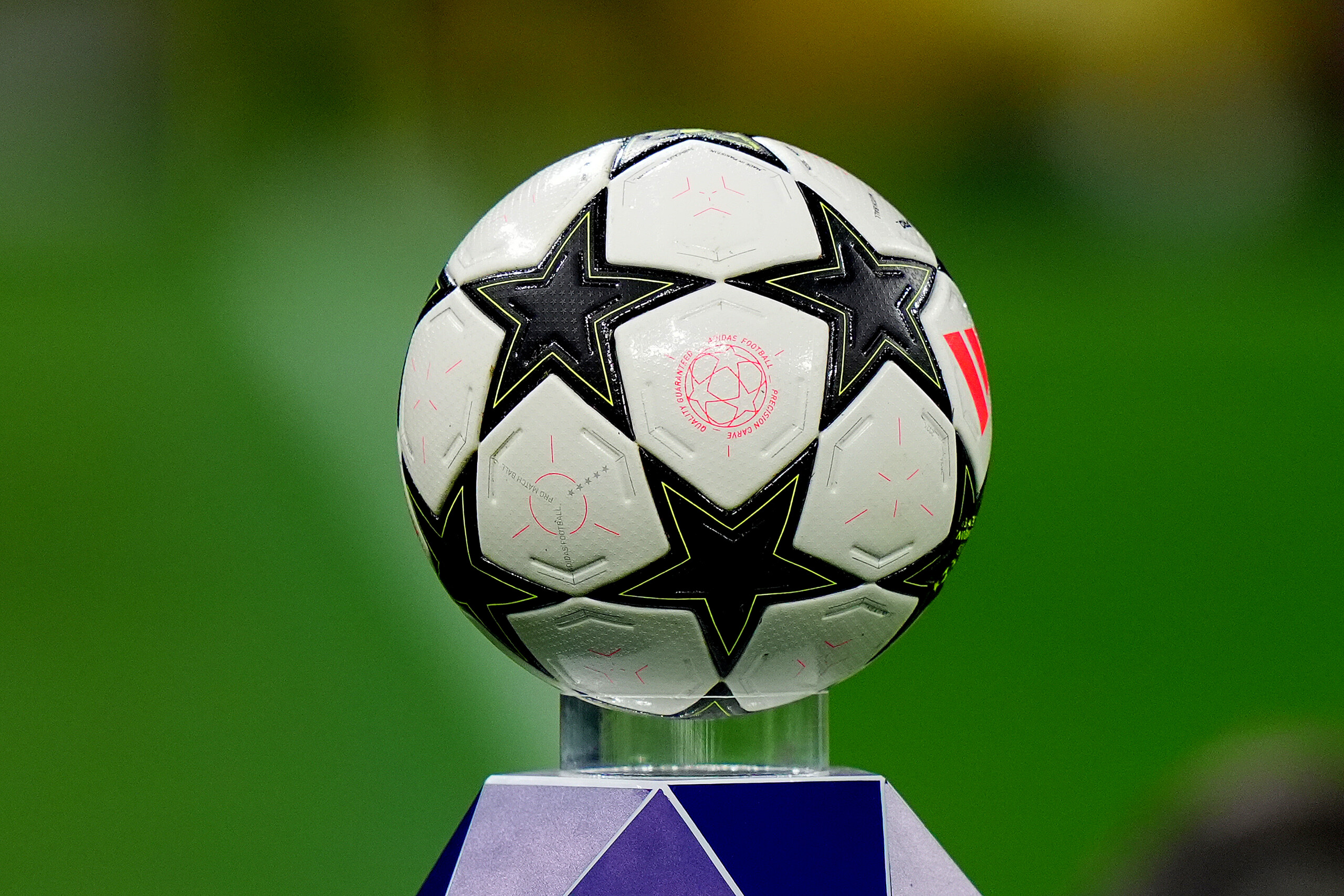 ligue des champions tournant de luefa la finale desormais a 18 heures scaled