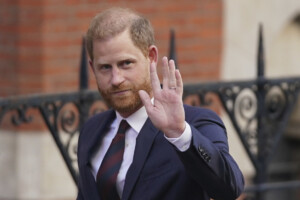 royaume uni selon les medias harry rencontrera le roi charles lors de sa visite dans le pays