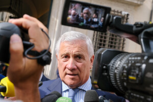 ukraine tajani je ne suis pas optimiste quant a une rencontre prochaine entre poutine et zelensky