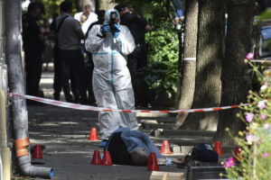 ukraine assassinat de parubiy le parquet de lviv nexclut pas la piste russe