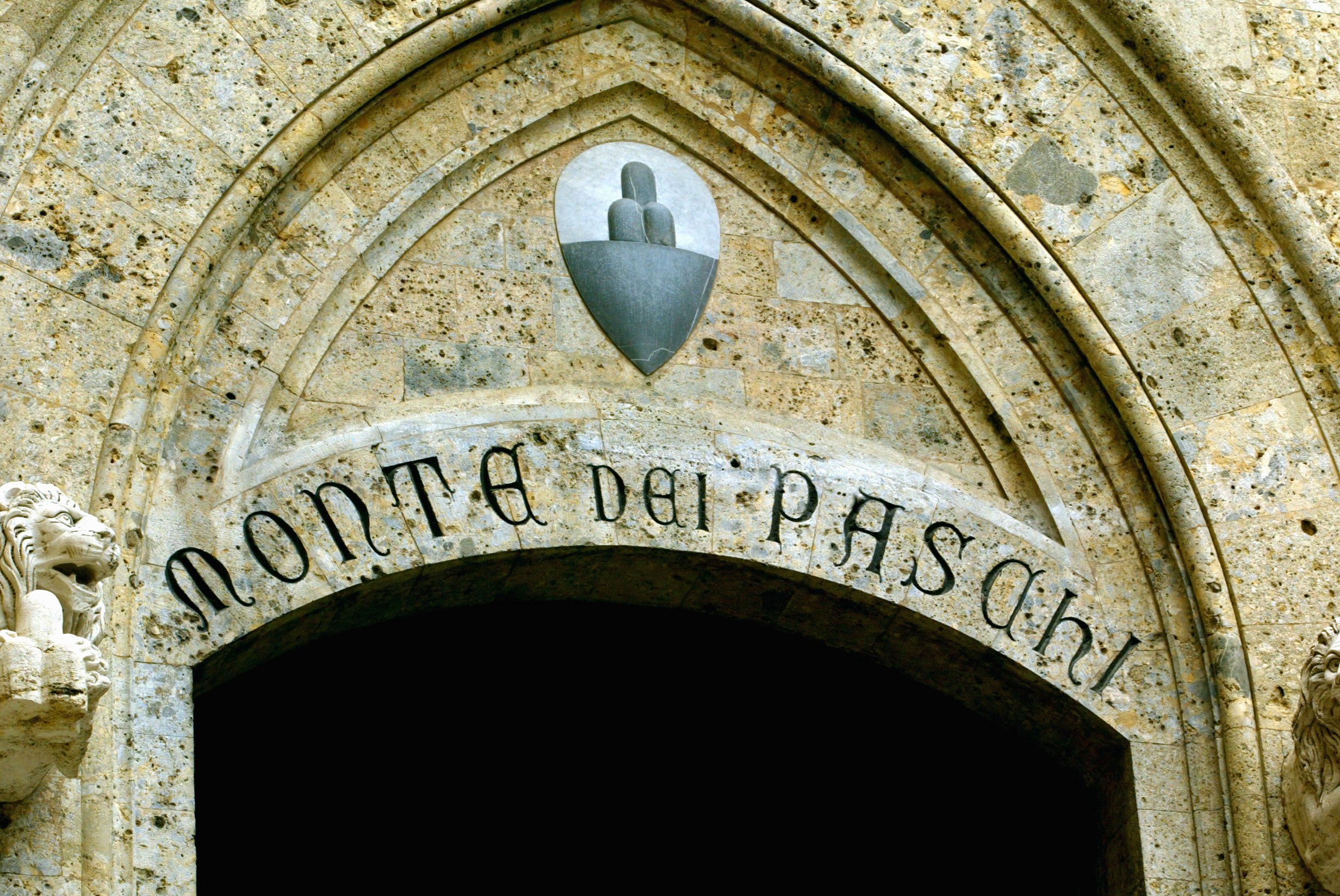 mps renonce a la condition seuil de 667 dans loffre publique dechange sur mediobanca