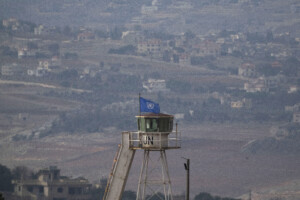 liban des drones de larmee israelienne ont lance des grenades pres des casques bleus