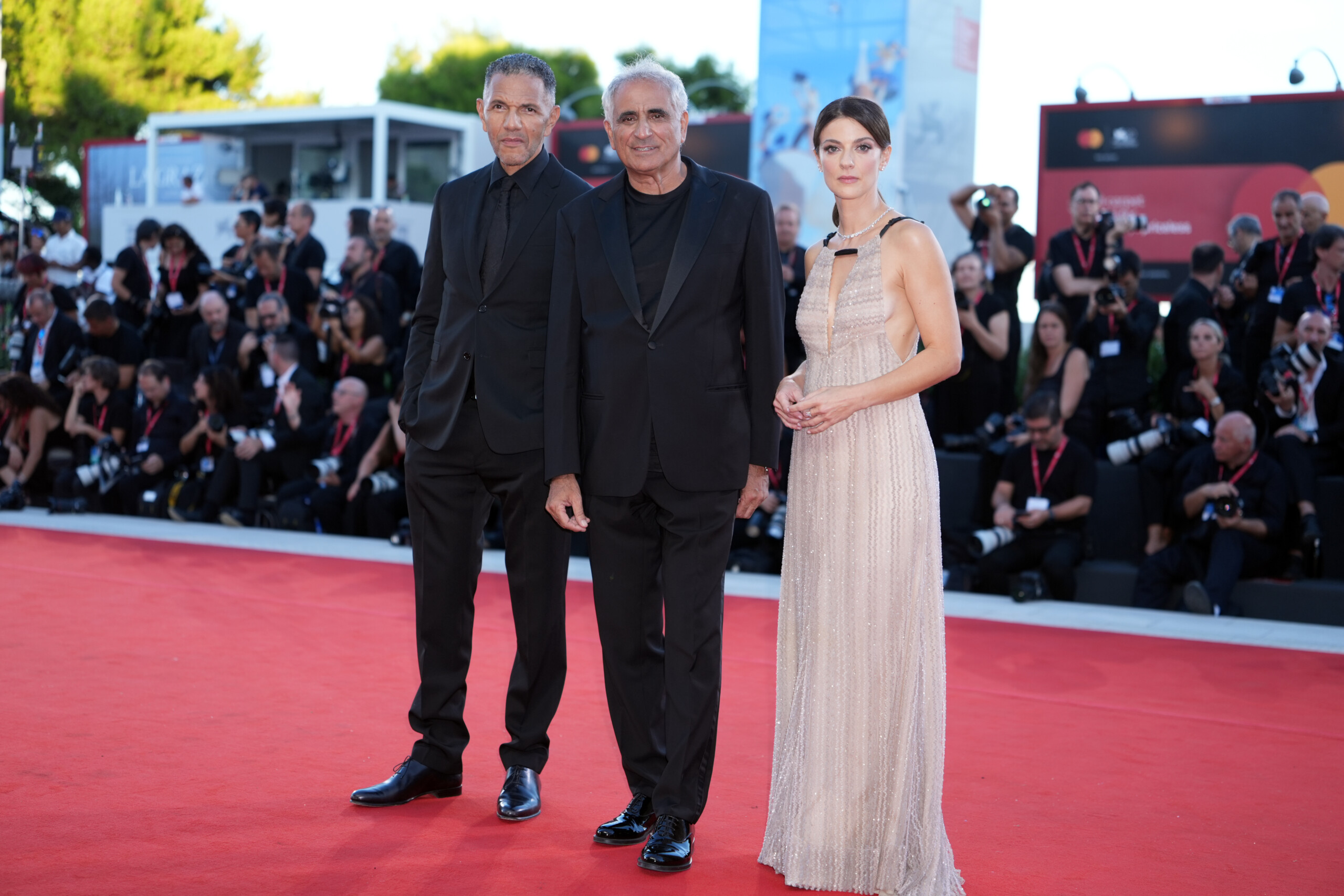 venise 82 10 minutes dapplaudissements pour elisa avec barbara ronchi scaled