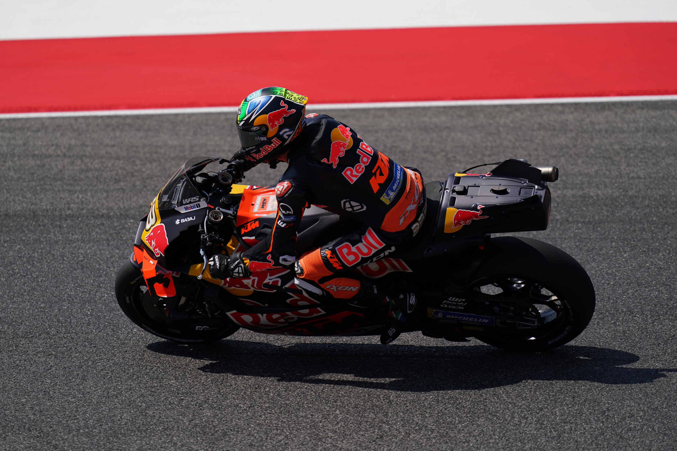 motogp grand prix de catalogne binder le plus rapide lors des prequalifications bagnaia seulement 21e scaled