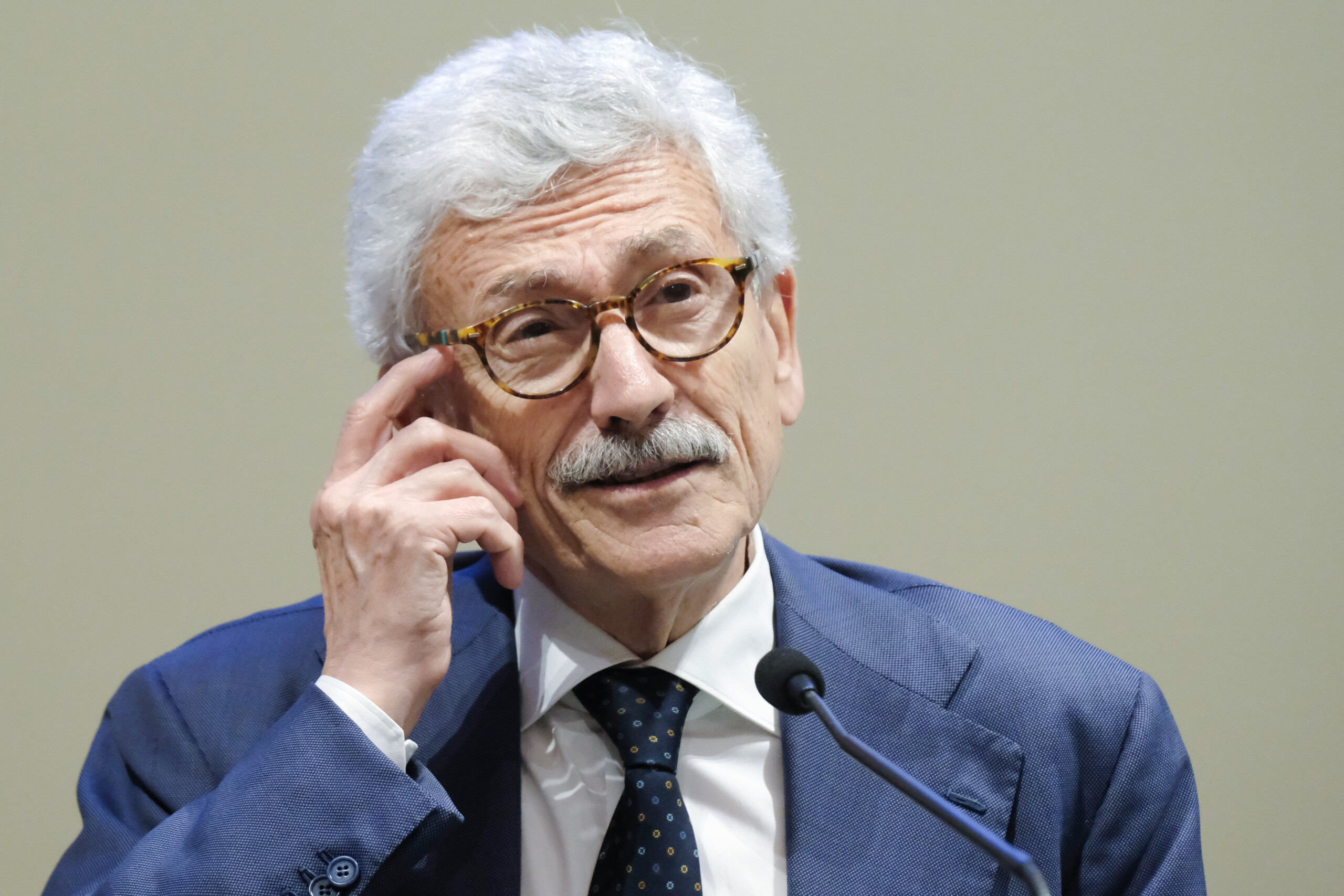chine dalema moi a pekin des accusations absurdes lue a tort de sisoler scaled