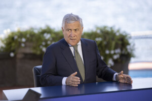 tajani cest une enorme erreur dopposer lamerique a leurope et vice versa
