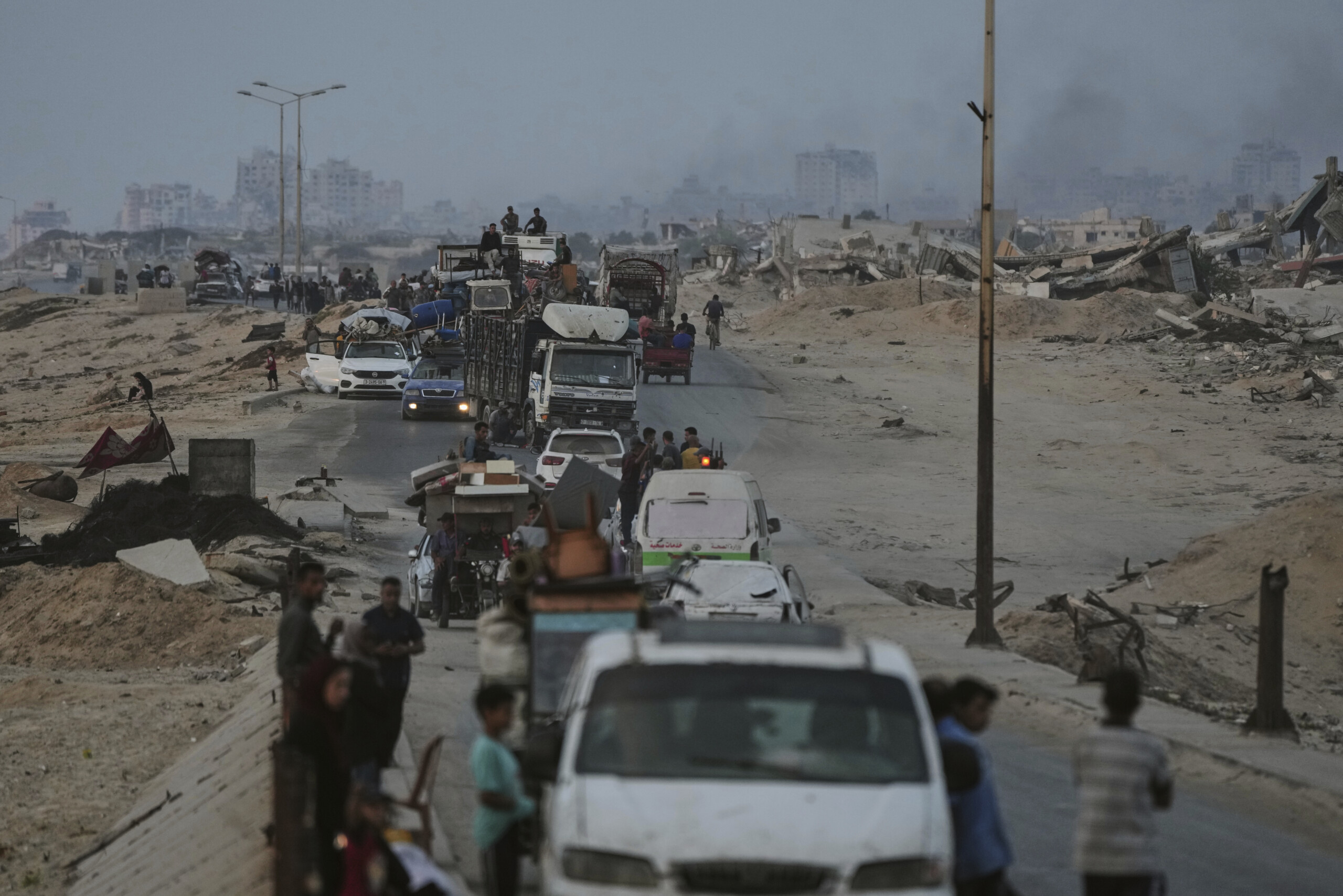moyen orient selon les medias au moins 21 victimes a gaza lors de raids sur des ecoles et des tentes de refugies scaled