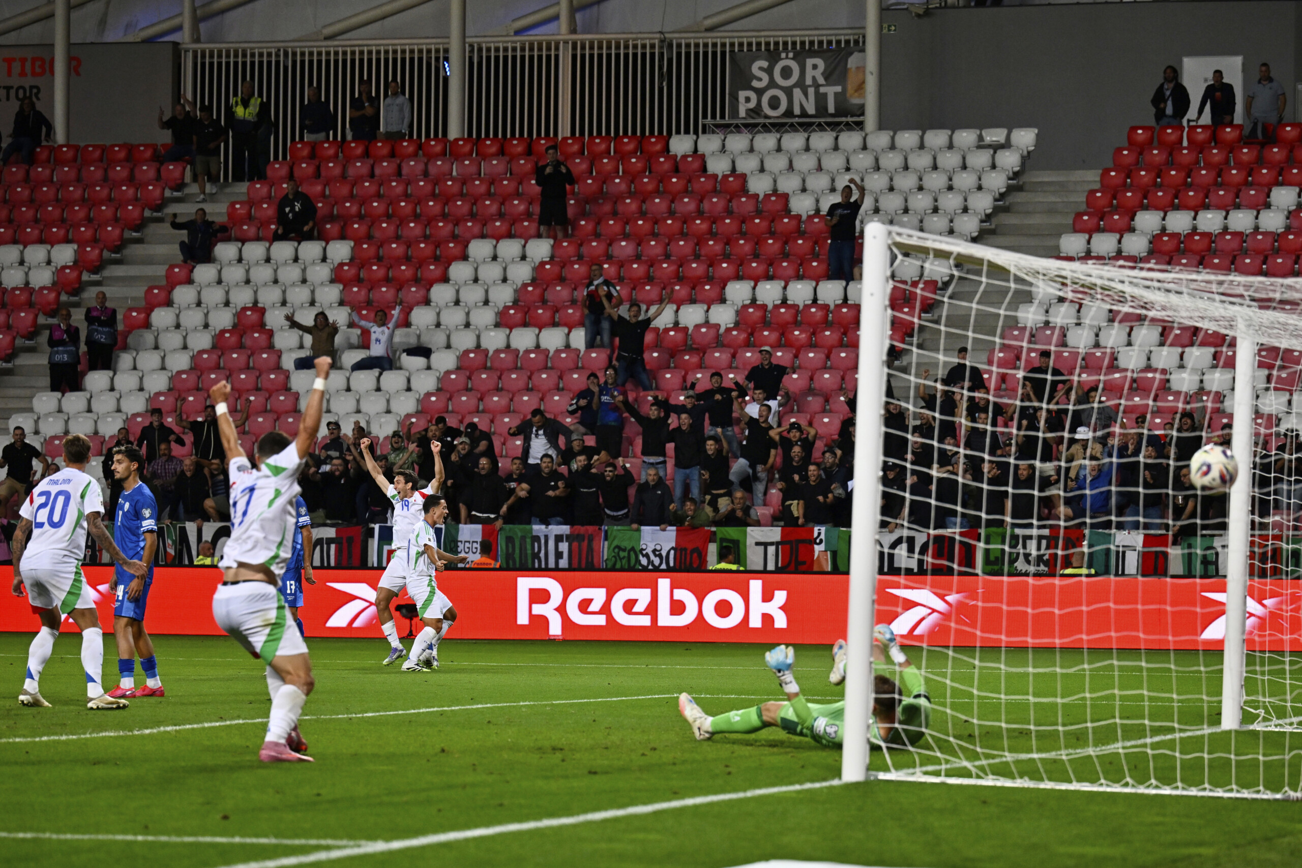 football medias israeliens des joueurs insultes par les azzurri pendant le match scaled