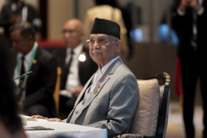 nepal le premier ministre demissionne apres de violentes manifestations
