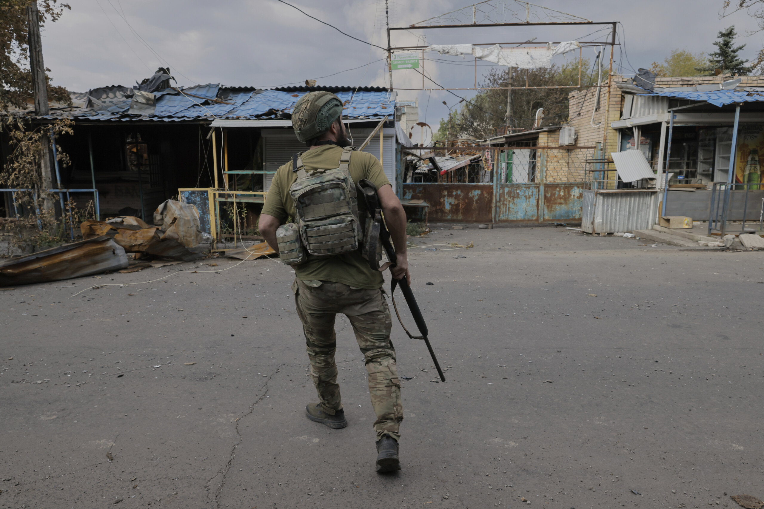 ukraine zelensky au moins 20 morts dans un raid russe en donetsk scaled