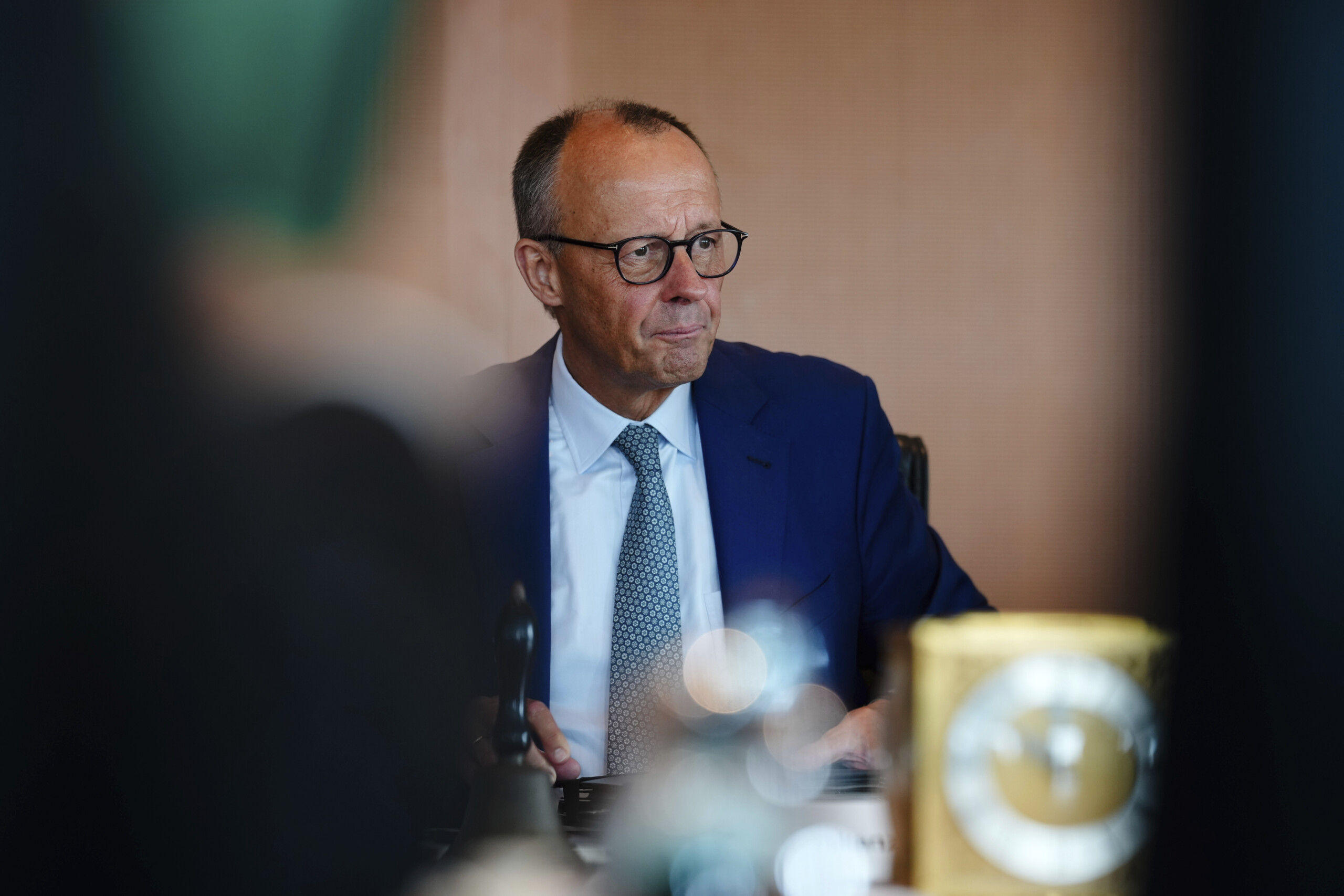 pologne merz la russie a mis des vies humaines en danger dans un etat membre de lotan et de lue scaled