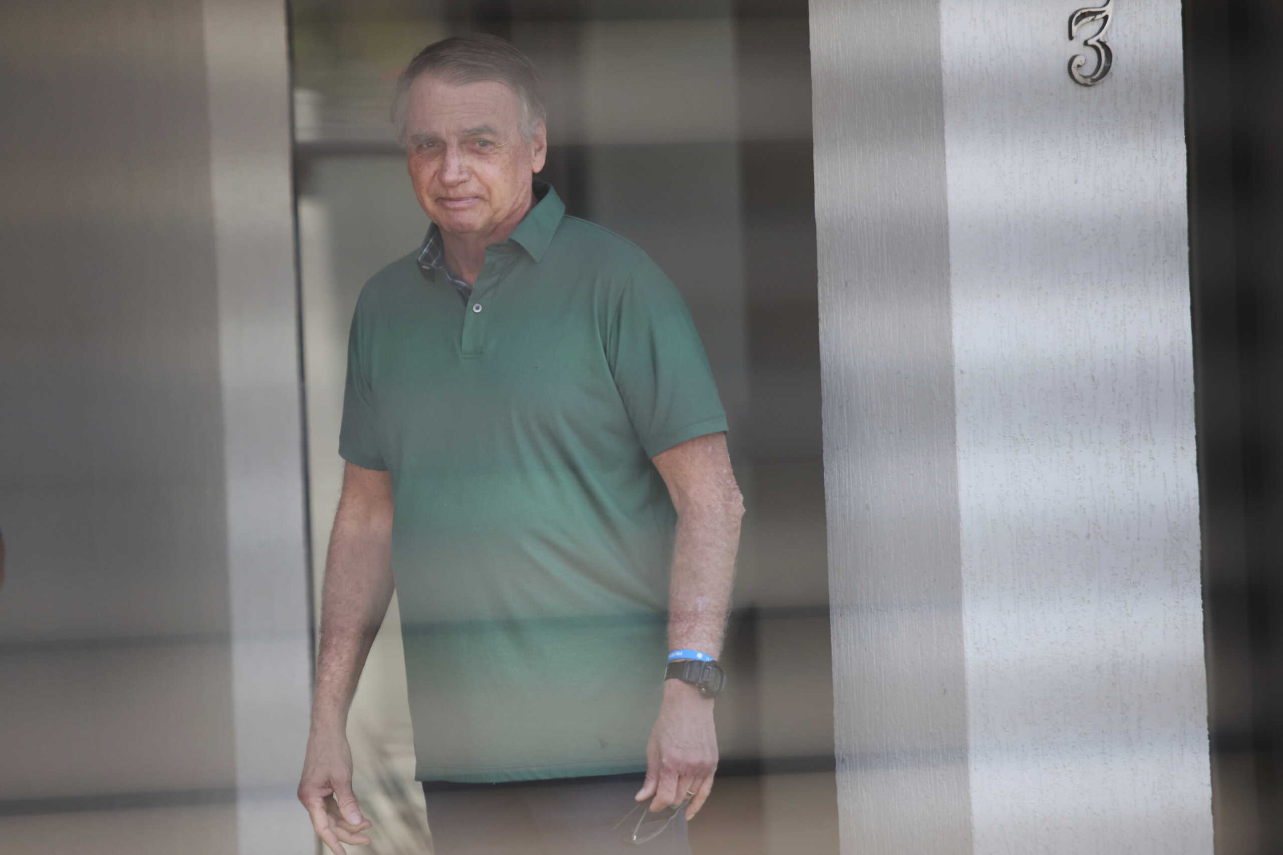 bresil la cour supreme atteint la majorite pour condamner bolsonaro scaled
