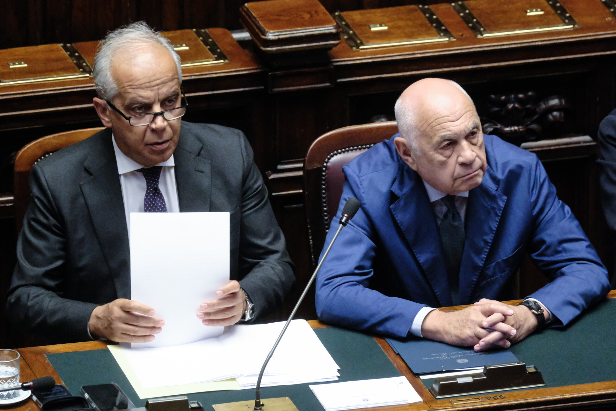 affaire almasri pas dauditions des ministres et mantovano memoire a la commission des autorisations scaled