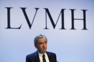 armani arnault lvmh ensemble nous pourrions renforcer le leadership de la maison