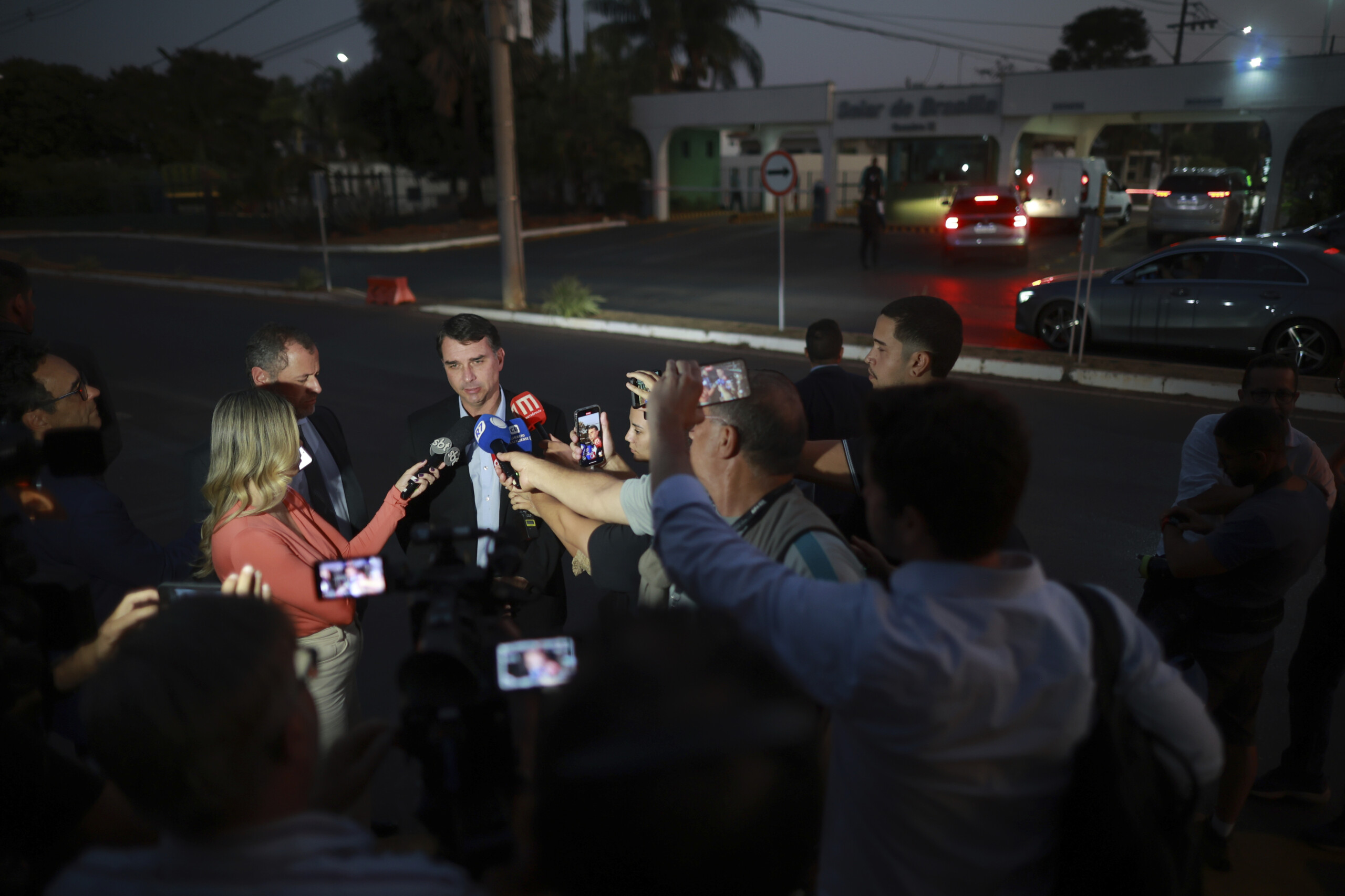 bresil fils bolsonaro persecution injuste scaled