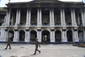 nepal dissolution du parlement et nouvelles elections prevues pour le 5 mars