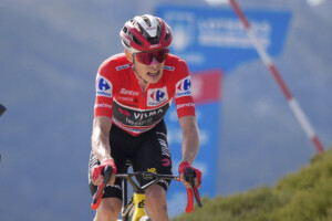 vuelta vingegaard remporte la 20e etape et sassure quasiment la victoire finale