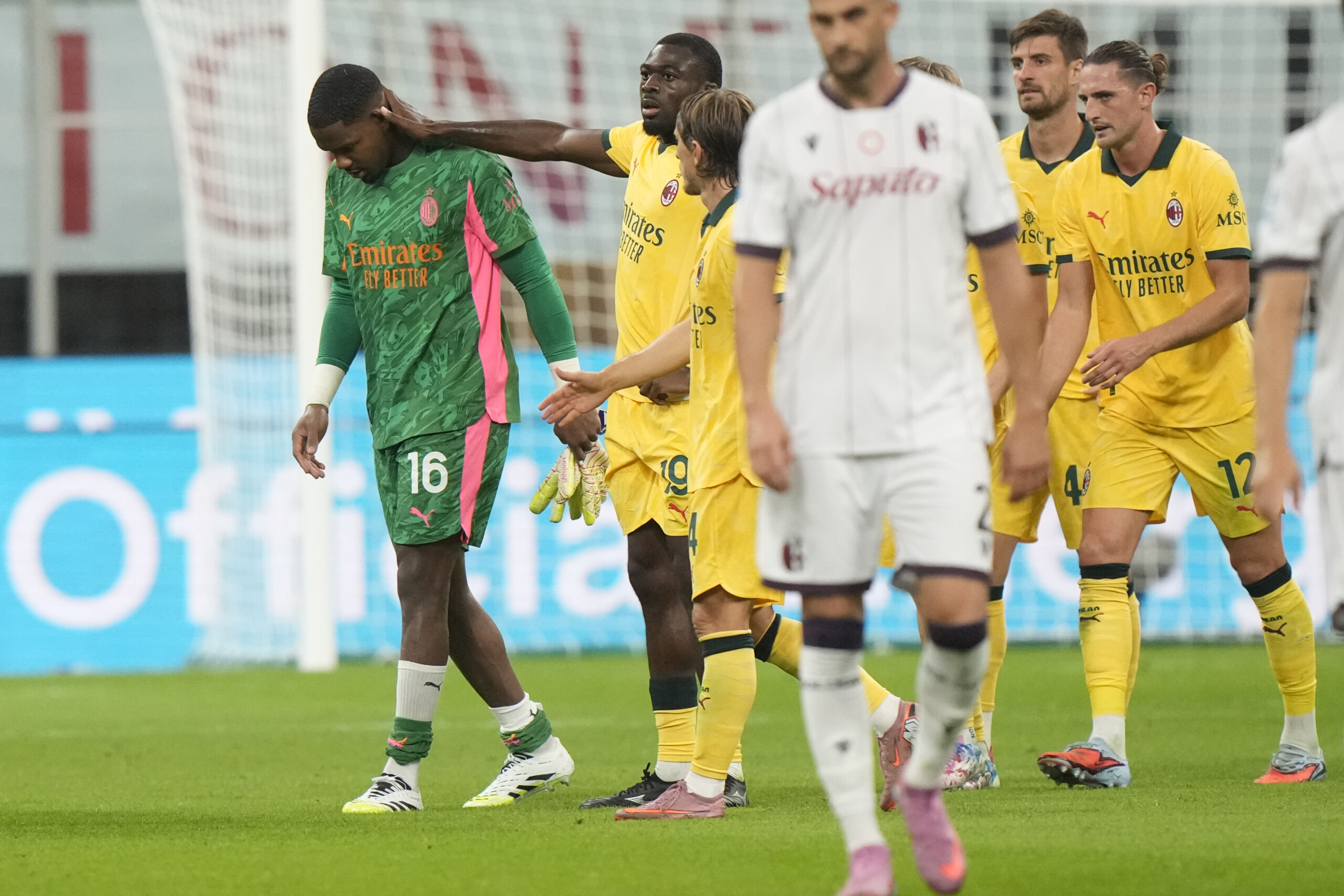football milan maignan souffre dune blessure au mollet pavlovic dune blessure au flechisseur scaled