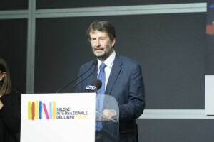 centre gauche franceschini un candidat modere nest plus necessaire pour gagner