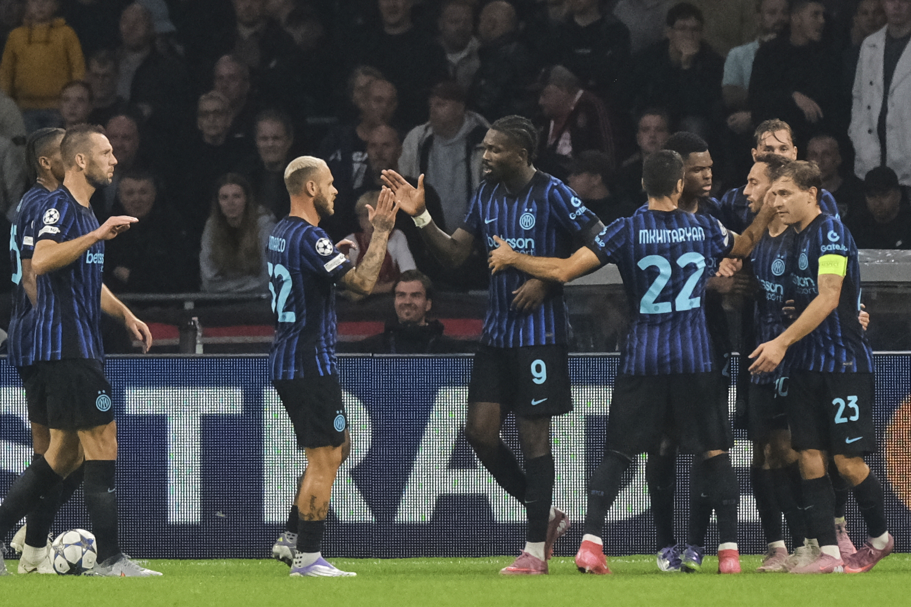 ligue des champions ajax inter 0 2