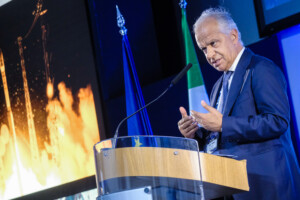 moyen orient piantedosi il est juste de manifester mais rien ne justifie les agressions