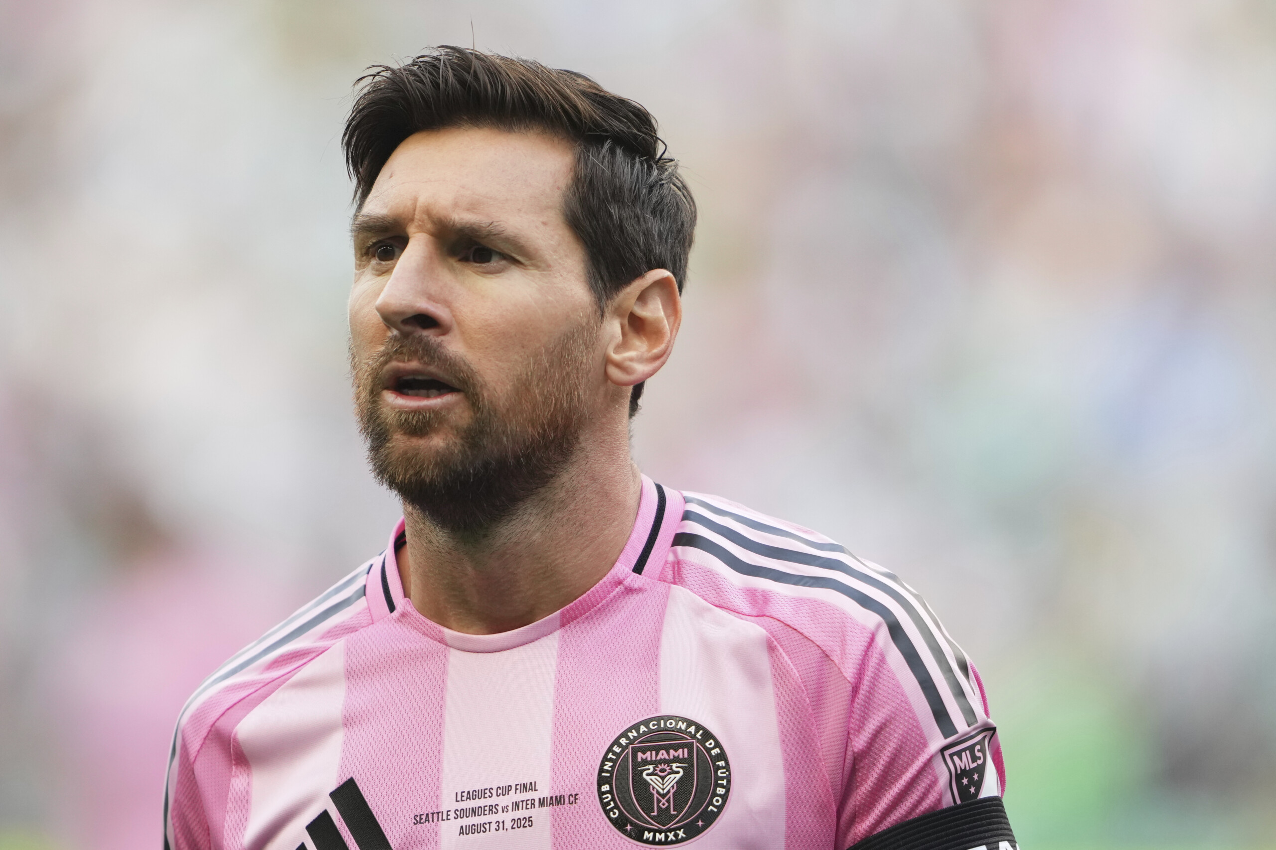 football messi sur le point de renouveler son contrat avec linter miami scaled