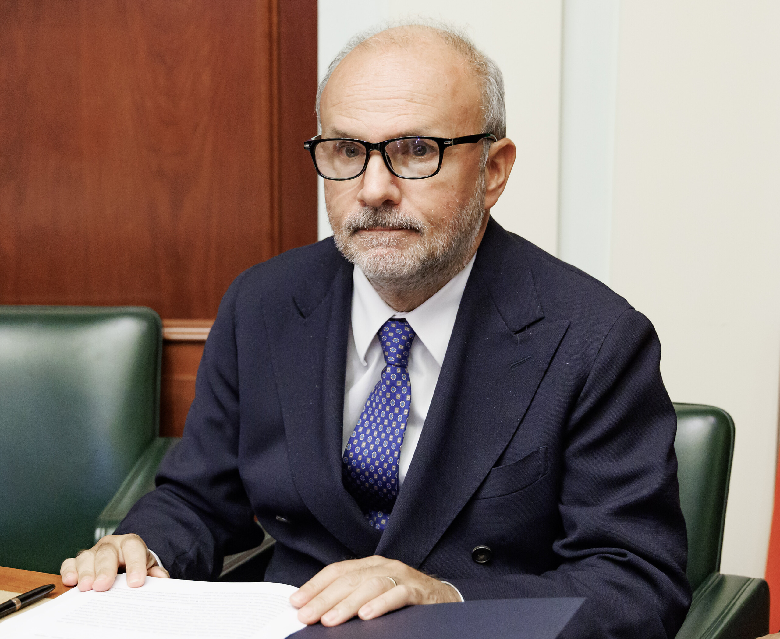 le conseil des ministres approuve le projet de loi de delegation sur la reorganisation de la legislation pharmaceutique scaled